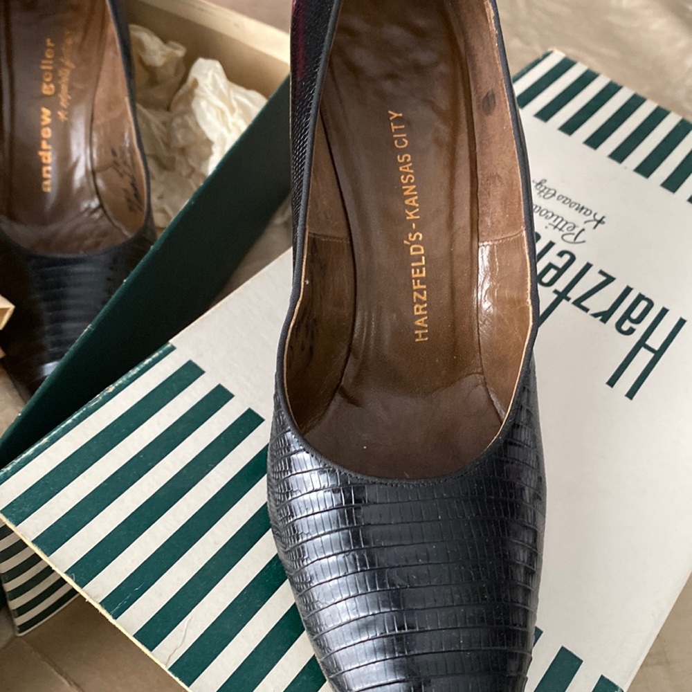 Vintage Andrew Geller bk leather pumps from Harzfelds in KC in original boxes.